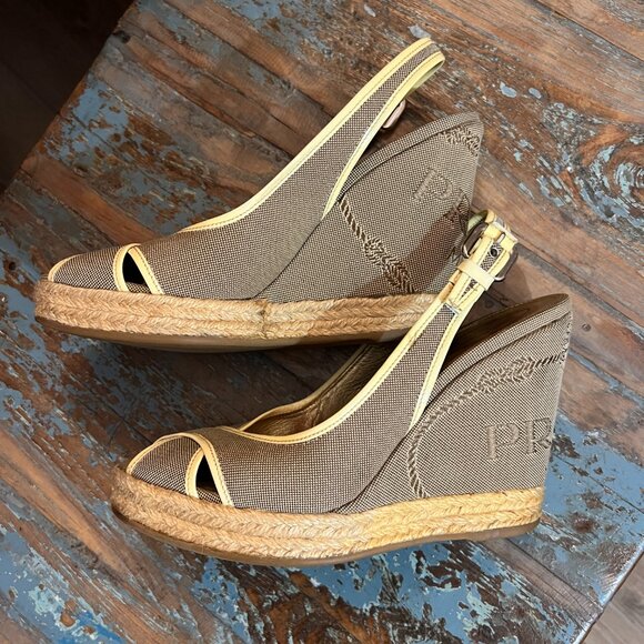 Vintage Prada Taupe and Cream/White Wedges, SZ 38 - Picture 3 of 7